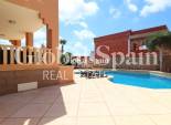 Wederverkoop - VILLA -
Ciudad Quesada - La Fiesta