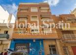 Wederverkoop - PENTHOUSE -
TORREVIEJA - Paseo maritimo