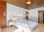 Odsprzedaż - WILLA  -
ORIHUELA COSTA - 