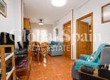 Resale - APARTMENT -
GUARDAMAR DEL SEGURA
