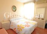 Wederverkoop - APPARTEMENT -
TORREVIEJA - Torrevieja