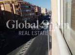 Wederverkoop - APPARTEMENT -
TORREVIEJA - Torrevieja