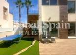 Resale - VILLA -
TORREVIEJA - Miramar - Torre Del Moro