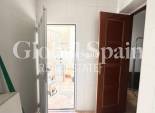 Wederverkoop - APPARTEMENT -
TORREVIEJA - Torrevieja