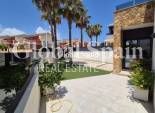 Odsprzedaż - WILLA  -
TORREVIEJA - 