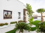Neubau - VILLA -
ORIHUELA - Vistabella Golf
