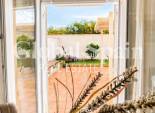 Odsprzedaż - WILLA  -
TORREVIEJA - 