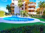Wederverkoop - APPARTEMENT -
TORREVIEJA - Punta Prima