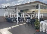 Wederverkoop - VILLA -
CAMPOSOL - Inland