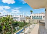 Resale - Villa -
ORIHUELA - Vistabella Golf