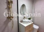Revente - APPARTEMENT -
TORREVIEJA - Habaneras