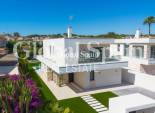 Wederverkoop - VILLA -
TORREVIEJA - Costa Blanca