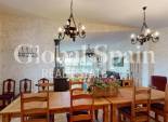 Resale - VILLA -
ORIHUELA