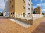 Resale - Apartment -
ORIHUELA COSTA - VILLAMARTÍN