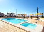 Wederverkoop - APPARTEMENT -
TORREVIEJA - Costa Blanca