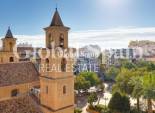 Revente - APPARTEMENT -
TORREVIEJA - Center