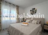 Wederverkoop - APPARTEMENT -
TORREVIEJA - Playa del Cura