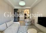 Wederverkoop - APPARTEMENT -
TORREVIEJA - Playa del Cura