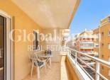 Wiederverkauf - WOHNUNG -
TORREVIEJA - Playa del cura