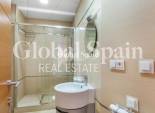Venta - APARTAMENTO -
TORREVIEJA - Paseo maritimo