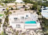 Revente - VILLA -
ORIHUELA - LAS COLINAS GOLF RESORT