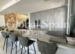 Wiederverkauf - VILLA -
TORREVIEJA - La Mata