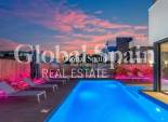 Wederverkoop - VILLA -
TORREVIEJA - Torreta Florida