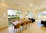 Wiederverkauf - VILLA -
LA ZENIA - Costa Blanca
