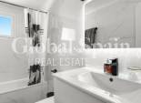 Odsprzedaż - MIESZKANIE -
TORREVIEJA - 