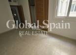 Revente - APPARTEMENT -
TORREVIEJA - Torrevieja
