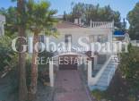 Resale - VILLA -
TORREVIEJA - Costa Blanca