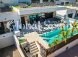 Resale - VILLA -
ROJALES
