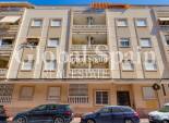 Revente - APPARTEMENT -
TORREVIEJA - Playa del Cura