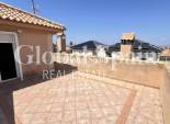 Wederverkoop - VILLA -
TORREVIEJA - Aguas Nuevas