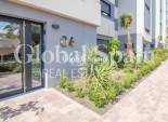 Wederverkoop - APPARTEMENT -
TORREVIEJA - Punta prima