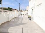 Odsprzedaż - WILLA  -
TORREVIEJA - 