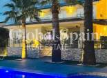 Wiederverkauf - VILLA -
ALFAZ DEL PI - Costa Blanca