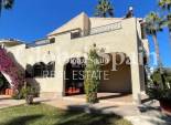 Wiederverkauf - VILLA -
VILLAMARTÍN - Costa Blanca