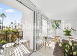 Resale - APARTMENT -
TORREVIEJA - Puerto