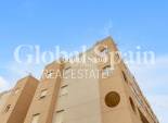 Wederverkoop - Appartement -
TORREVIEJA - San luis