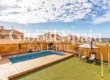 Resale - VILLA -
TORREVIEJA - Aguas Nuevas