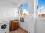 Wederverkoop - APPARTEMENT -
TORREVIEJA - Torrevieja