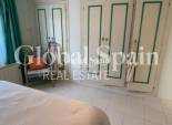 Revente - VILLA -
VILLAMARTÍN - Costa Blanca