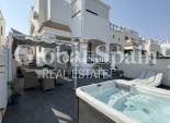 Resale - House -
ORIHUELA COSTA - La Zenia