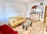 Wiederverkauf - HAUS -
PLAYA FLAMENCA - Costa Blanca