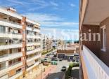 Resale - APARTMENT -
TORREVIEJA - Punta Prima