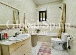 Odsprzedaż - WILLA  -
TORREVIEJA - 