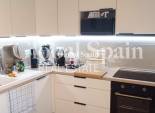 Wederverkoop - APPARTEMENT -
TORREVIEJA - Torretas