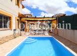 Wederverkoop - HUIS -
LOS MONTESINOS - La Herrada