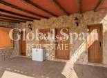 Resale - VILLA -
BIGASTRO - Inland